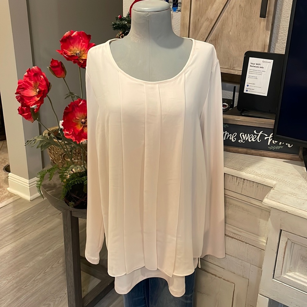 Susan Graver Crème Blouse Size XS